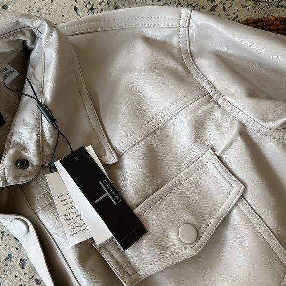 T Tahari
Faux Leather
Shirt Jacket - Picture 9 of 9